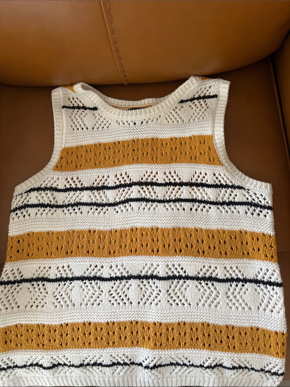 Halogen sleeveless white lightweight top.